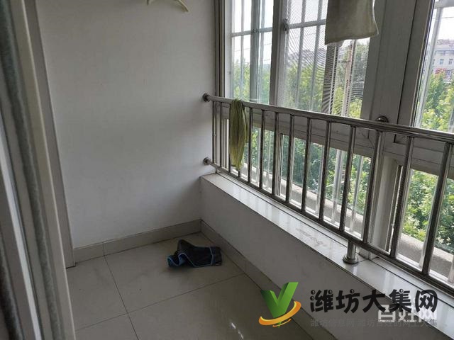 東埠中學(xué)實(shí)驗(yàn)*.*房方圓嘉誠(chéng)精裝房帶倉(cāng)庫(kù)急售